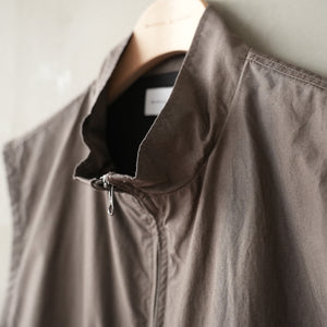 O/D TYPEWRITER ZIP UP VEST