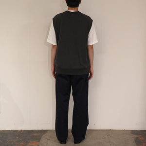 BD KNIT VEST