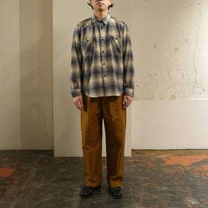 SERGE TUCK WIDE PANT